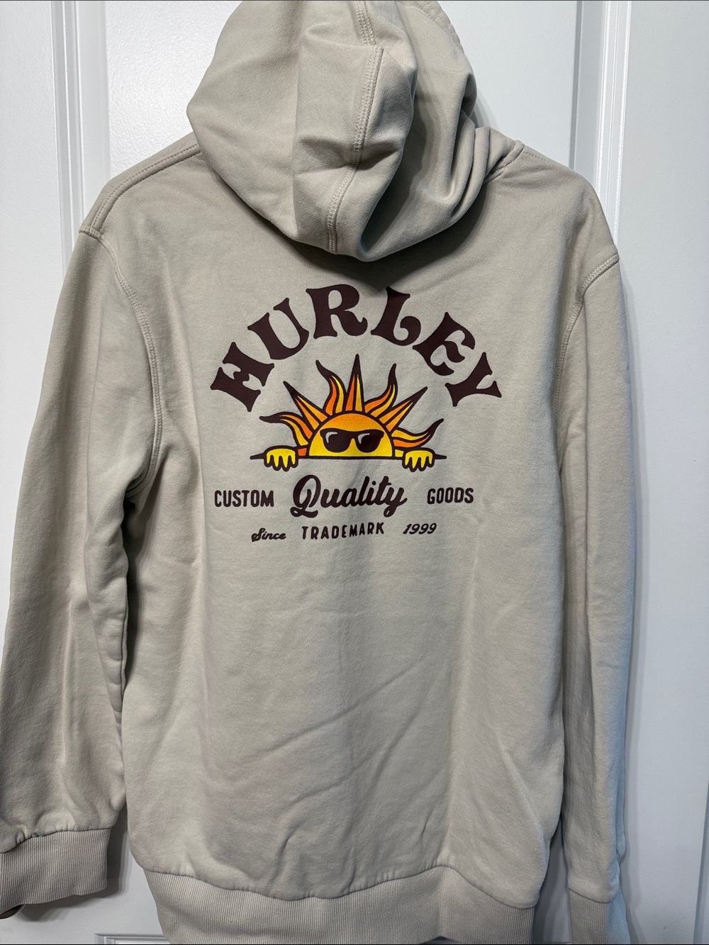 Hurley Cream Pullover Hoodie with Sun Graphic